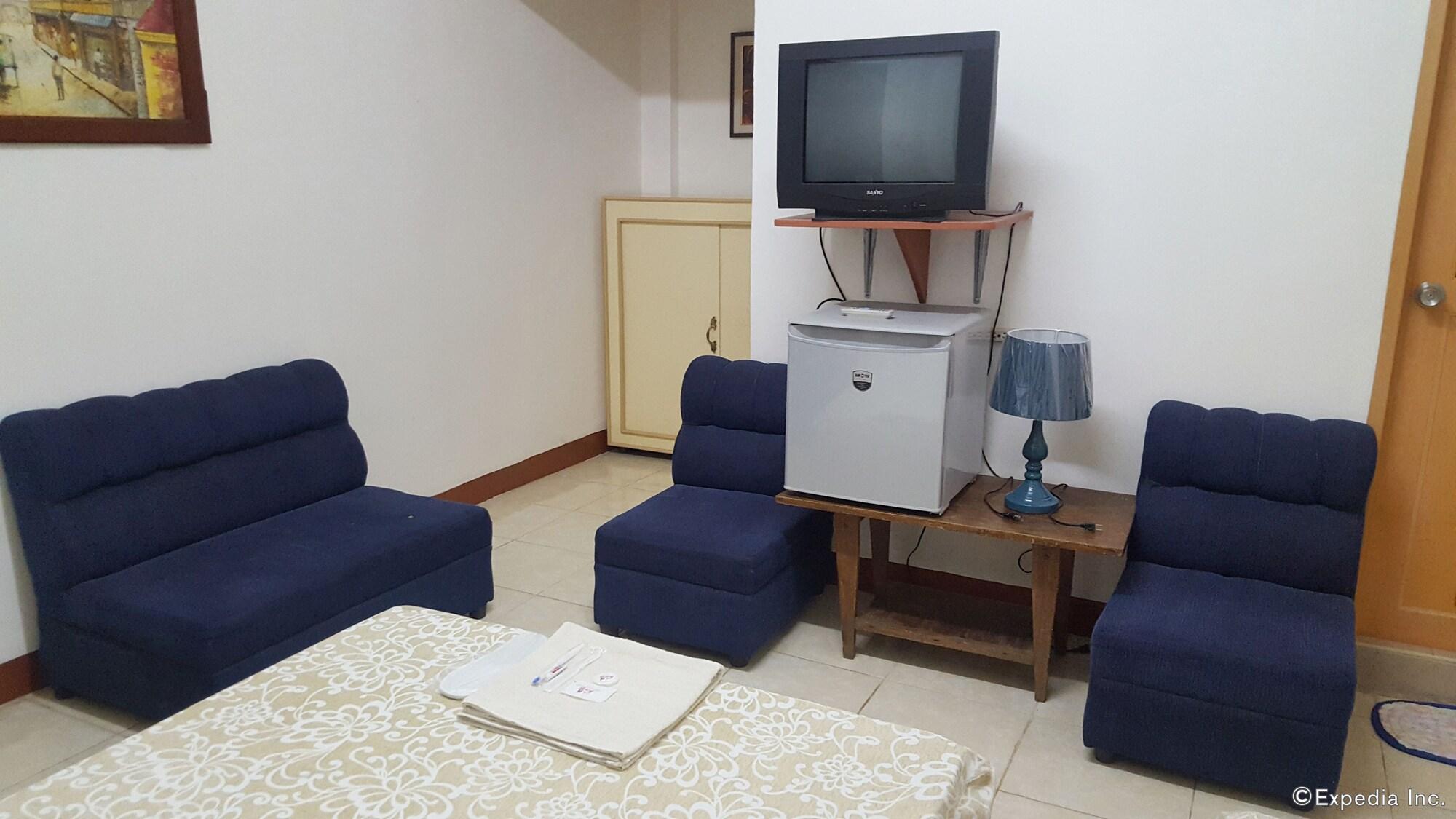 Lola Itang Pension House Tiniguiban 外观 照片